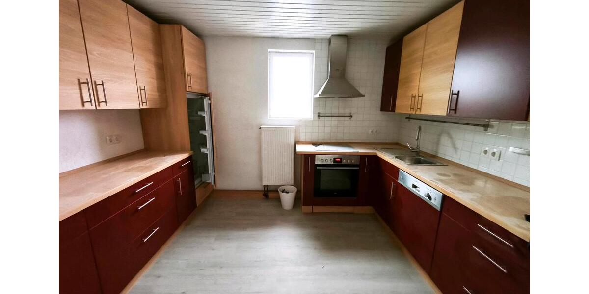 Etagenwohnung Babenhausen - 5.5 Zimmer, 145 m&sup2;, 1.500&euro; | Angebot:25049002