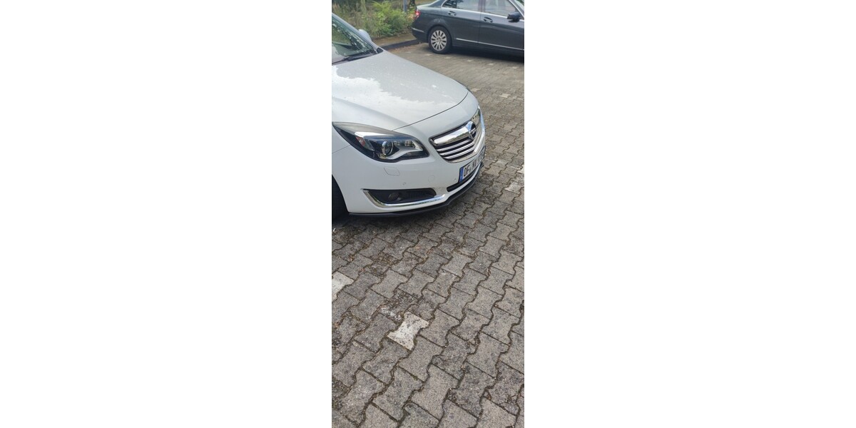 Opel Insignia Sports Tourer 75.000 km 15.480 &euro; Neu-Isenburg 63263