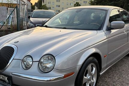 Jaguar S-Type 191.500 km 2.390 &euro; Egelsbach 63329
