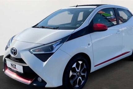 Toyota Aygo (X) 63.242 km 11.990 &euro; Eschborn 65760