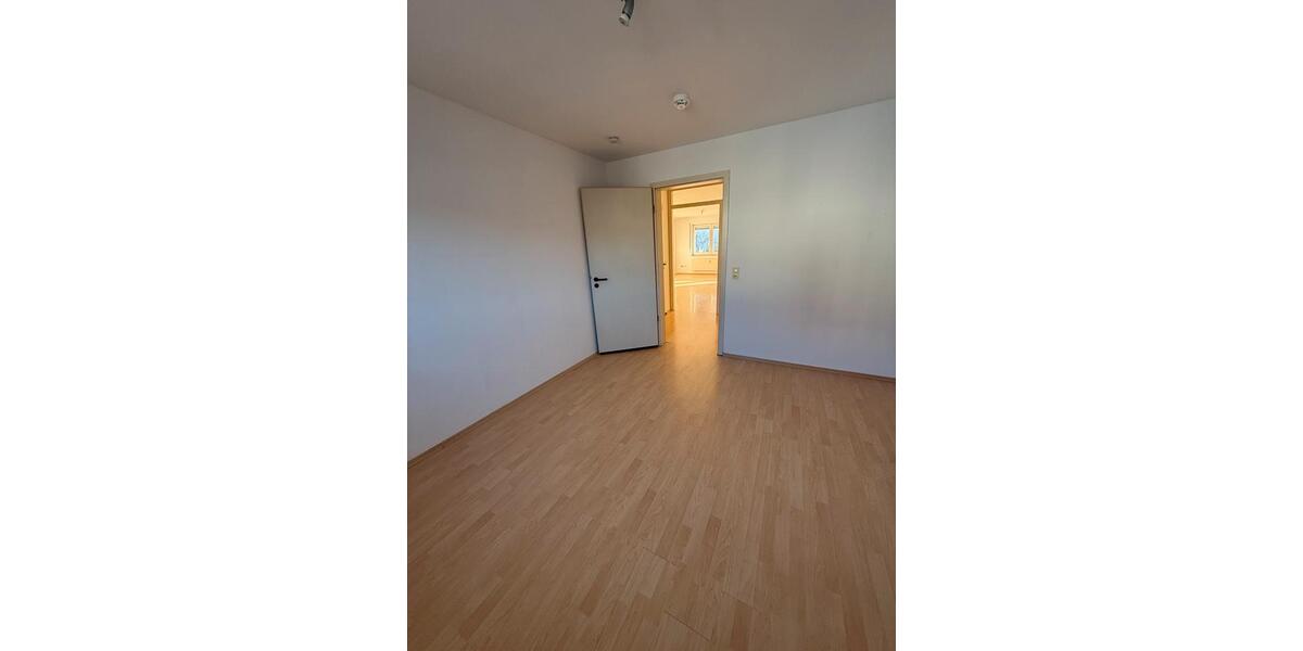 Etagenwohnung Großkrotzenburg - 2 Zimmer, 60 m&sup2;, 750&euro; | Angebot:25524293