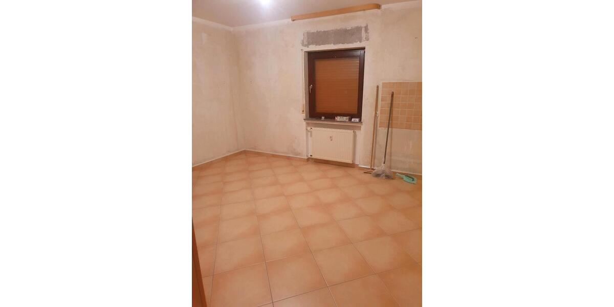 Erdgeschoßwohnung Florstadt - 5 Zimmer, 122 m&sup2;, 1.200&euro; | Angebot:24375209