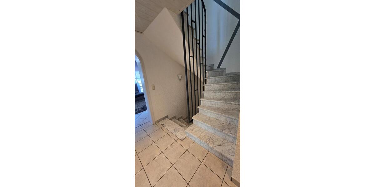 Mehrfamilienhaus, Wohnhaus Nidderau - 8.5 Zimmer, 215 m&sup2;, 599.000&euro; | Angebot:26944564