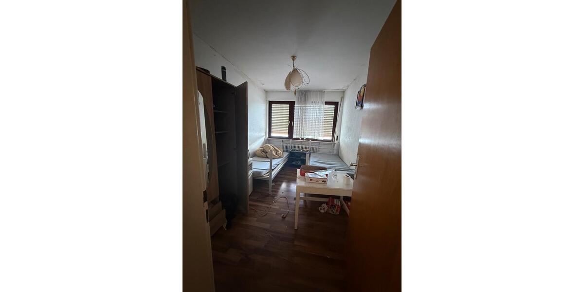 Reihenhaus Frankfurt am Main Rödelheim - 6 Zimmer, 180 m&sup2;, 3.800&euro; | Angebot:25335169