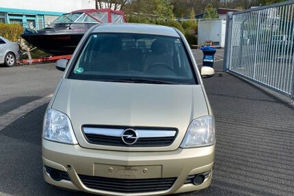 Opel Meriva 165.585 km 2.799 &euro; Hanau 63457