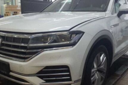 VW Touareg 98.704 km 42.930 &euro; Eschborn 65760