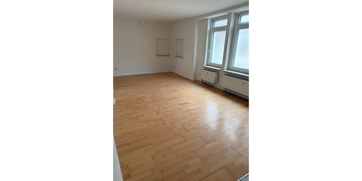 Erdgeschoßwohnung Bad Vilbel - 2.5 Zimmer, 70 m&sup2;, 900&euro; | Angebot:25943868