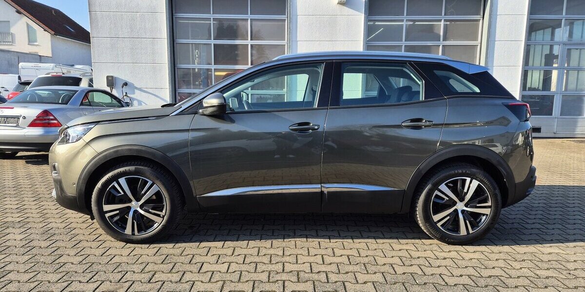 Peugeot 3008 1,2l Allure Navi, Rückfahrkamera, Parktronic 62.852 km 14.990 &euro; Rodgau 63110