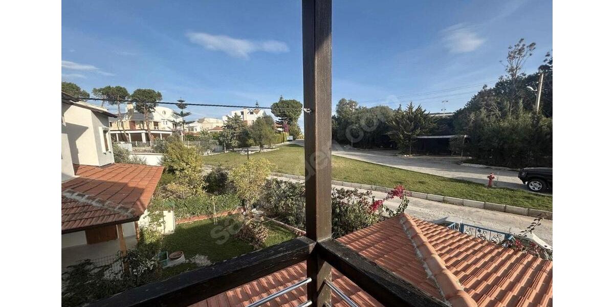 Villa Frankfurt am Main Innenstadt - 4 Zimmer, 120 m&sup2;, 400.000&euro; | Angebot:26619728