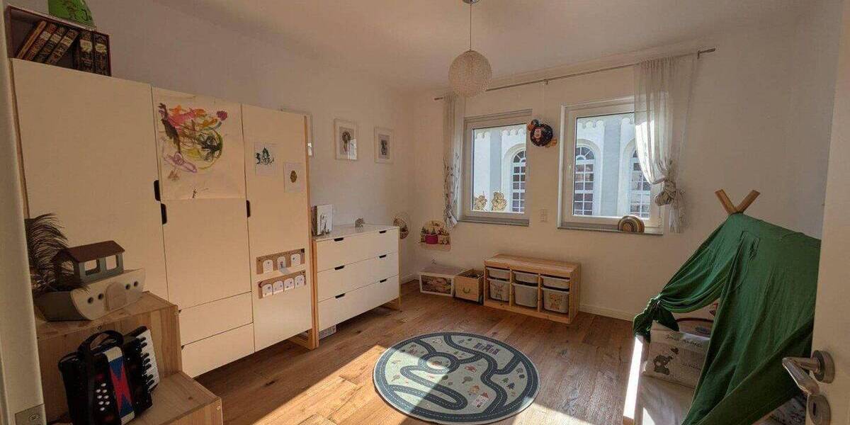 Etagenwohnung Friedrichsdorf - 4 Zimmer, 110 m&sup2;, 629.000&euro; | Angebot:26885010
