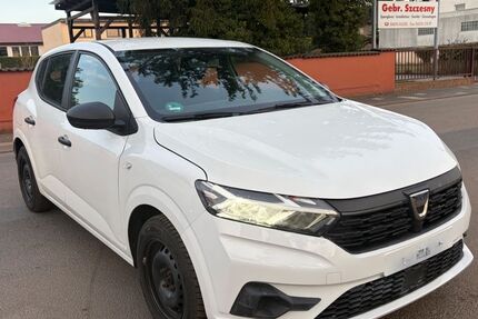 Dacia Sandero 100.000 km 6.900 &euro; Dietzenbach 63128