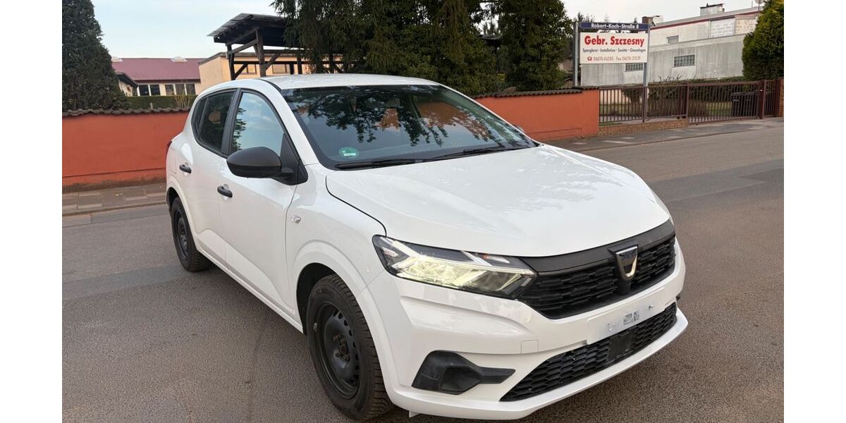 Dacia Sandero 100.000 km 6.900 &euro; Dietzenbach 63128