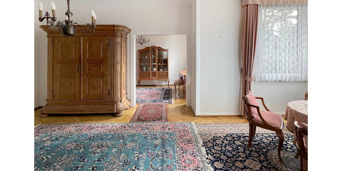 Maisonettenwohnung Kelsterbach - 8 Zimmer, 215 m&sup2;, 2.600&euro; | Angebot:25236970