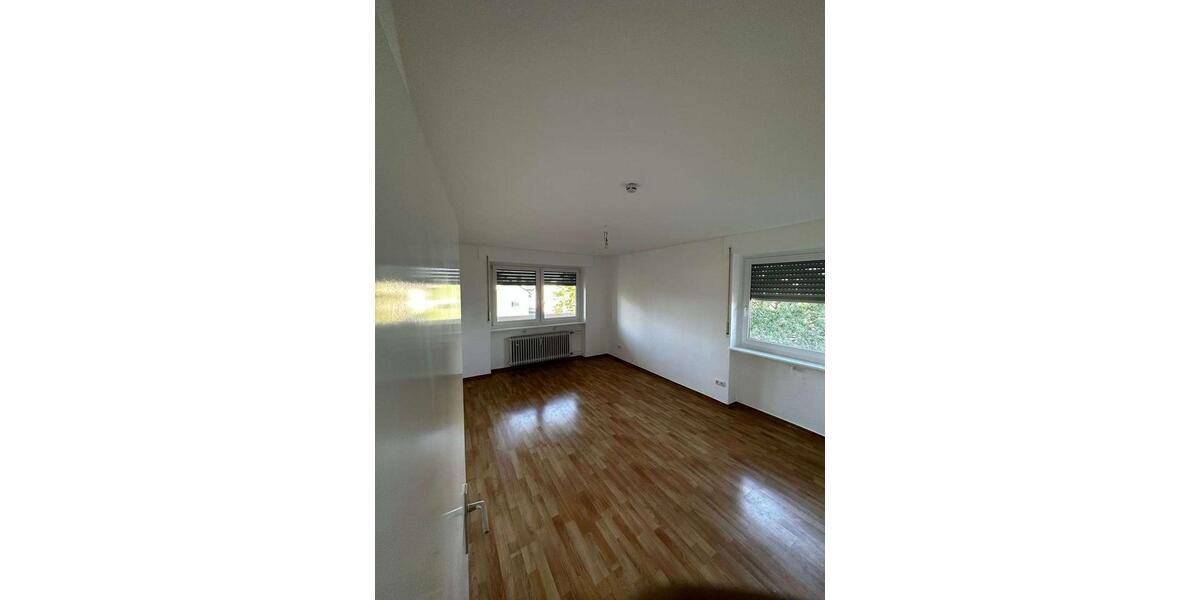 Etagenwohnung Großostheim - 4 Zimmer, 91 m&sup2;, 720&euro; | Angebot:20304490