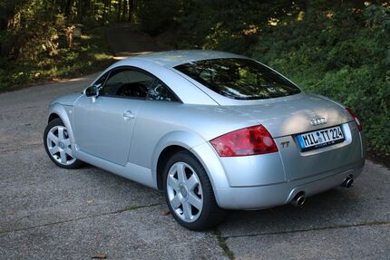 Audi TT 218.000 km 10.500 &euro; Büdingen 63654