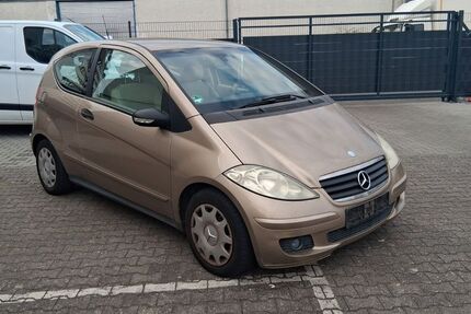 Mercedes-Benz A 150 219.000 km 990 &euro; Frankfurt am Main 60386