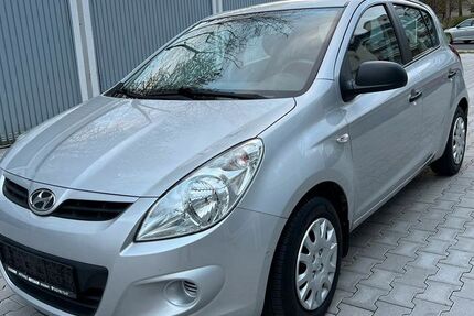 Hyundai i20 140.000 km 3.499 &euro; Frankfurt am Main 65760