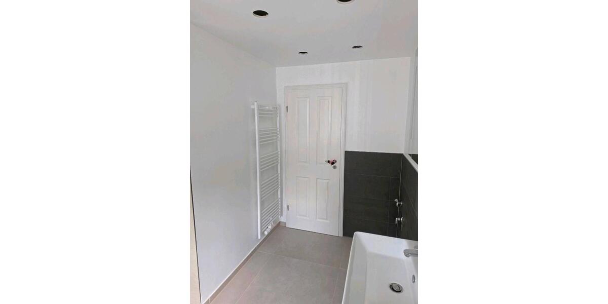 Dachgeschoßwohnung Aschaffenburg Österreicher Kolonie - 2 Zimmer, 63 m&sup2;, 950&euro; | Angebot:26221395