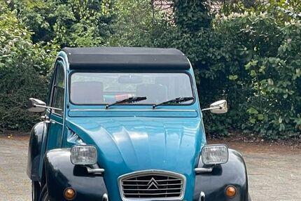 Citroen 2 CV 29.200 km 9.900 &euro; Kronberg 61476