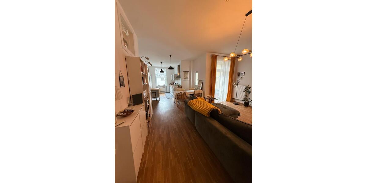 Etagenwohnung Frankfurt am Main Bockenheim - 2 Zimmer, 83 m&sup2;, 1.800&euro; | Angebot:25936839