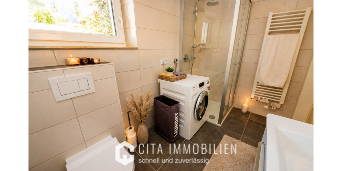 Mehrfamilienhaus, Wohnhaus Frankfurt am Main Nieder-Eschbach - 7 Zimmer, 270 m&sup2;, 1.790.000&euro; | Angebot:25690357