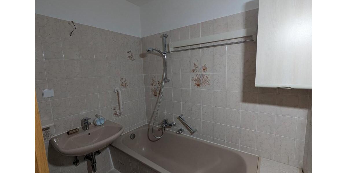 Etagenwohnung Maintal - 3 Zimmer, 86 m&sup2;, 1.050&euro; | Angebot:27571708