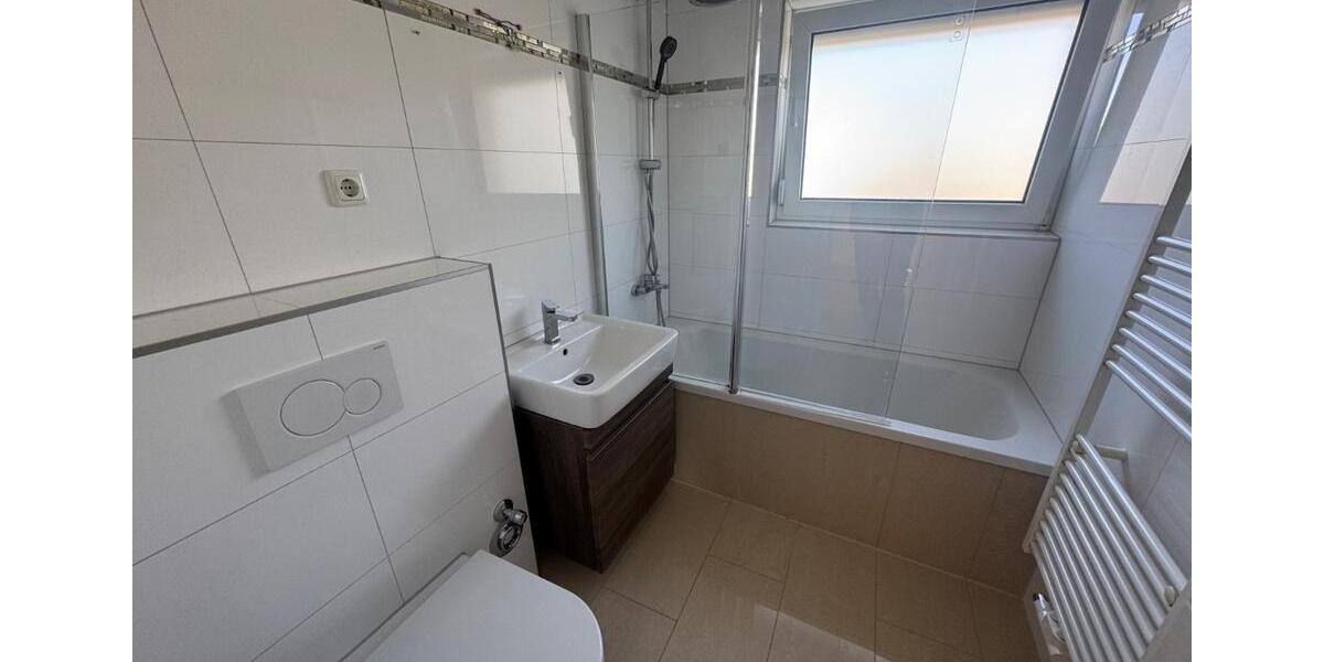 Etagenwohnung Altenstadt - 4 Zimmer, 100 m&sup2;, 1.000&euro; | Angebot:26001613