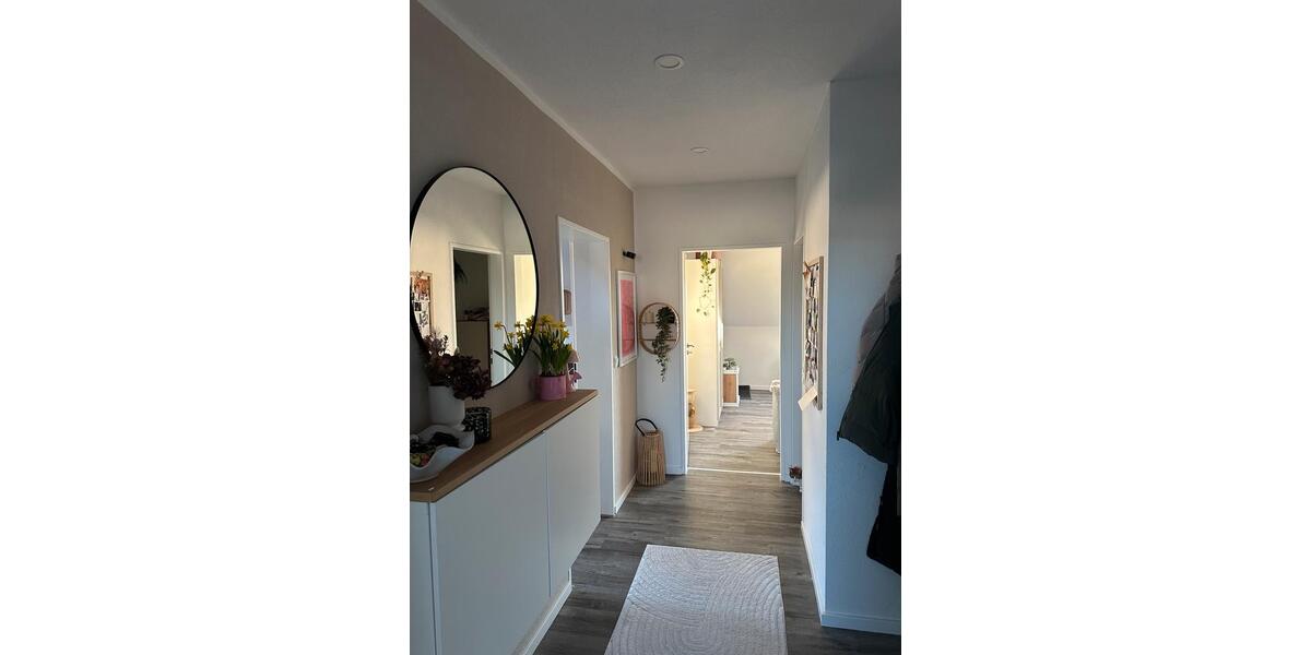 Dachgeschoßwohnung Dreieich - 3.5 Zimmer, 89 m&sup2;, 1.520&euro; | Angebot:25959583