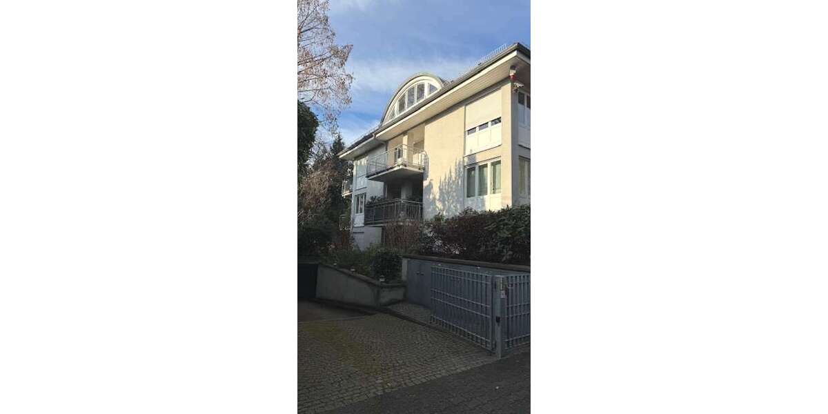 Etagenwohnung Frankfurt Eschersheim - 4 Zimmer, 150 m&sup2;, 2.800&euro; | Angebot:23625378