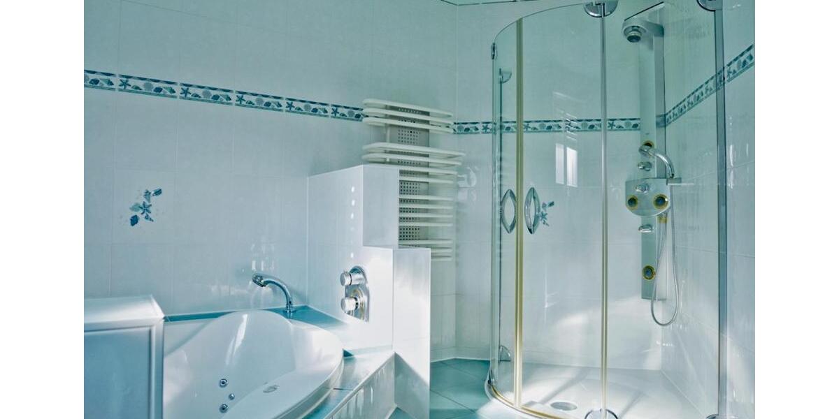 Doppelhaushälfte Bad Vilbel - 7 Zimmer, 207 m&sup2;, 1.099.000&euro; | Angebot:26057633