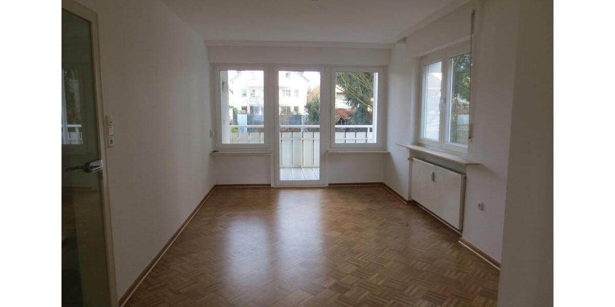 Erdgeschoßwohnung Offenbach am Main Bürgel - 3 Zimmer, 95 m&sup2;, 1.400&euro; | Angebot:24874014