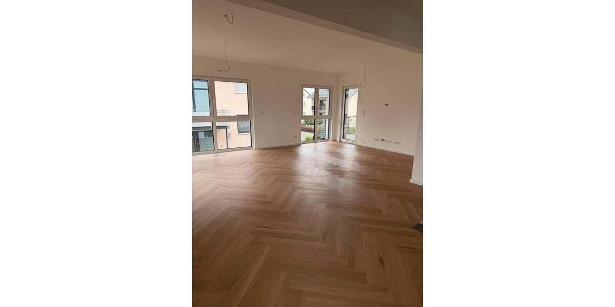 Erdgeschoßwohnung Großostheim - 4 Zimmer, 97 m&sup2;, 1.650&euro; | Angebot:26432485