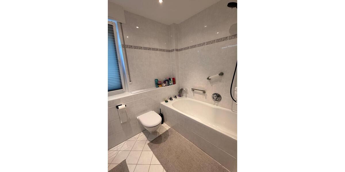 Einfamilienhaus Kronberg im Taunus - 5 Zimmer, 145 m&sup2;, 2.450&euro; | Angebot:25854922