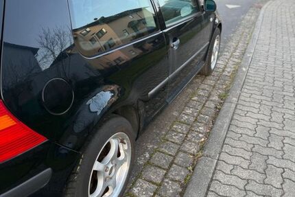 VW Golf 263.000 km 750 &euro; Goldbach 63773