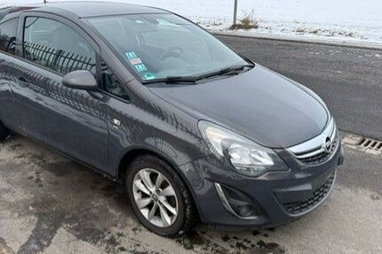 Opel Corsa 243.835 km 2.400 &euro; Hanau 63452