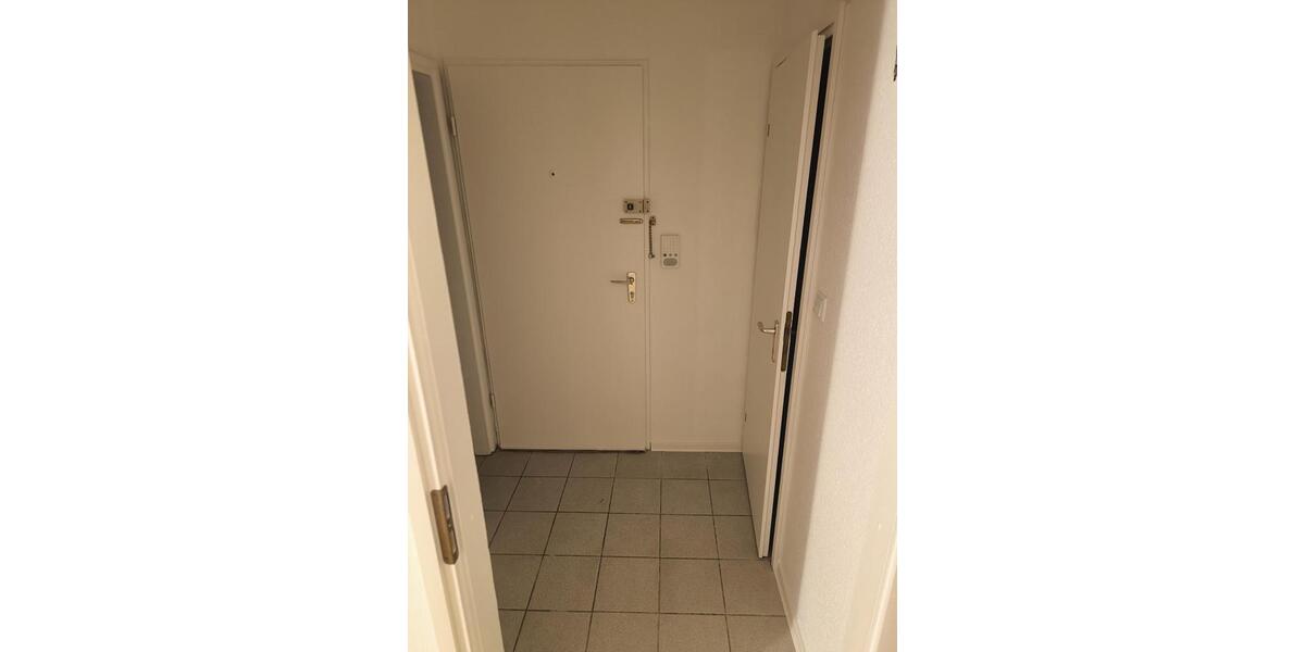 Etagenwohnung Hanau - 2 Zimmer, 45 m&sup2;, 825&euro; | Angebot:25895078