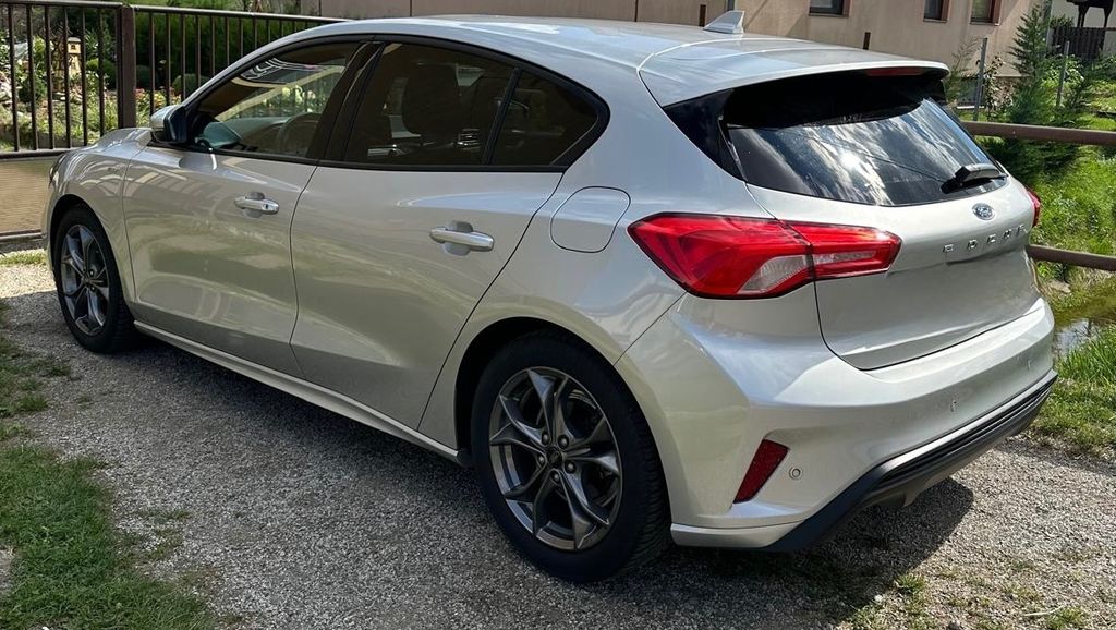 Ford Focus 60.000 km 18.000 &euro; Frankfurt am Main 60489