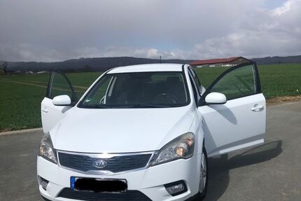 Kia ceed / Ceed 185.000 km 3.999 &euro; Frankfurt am Main 60437