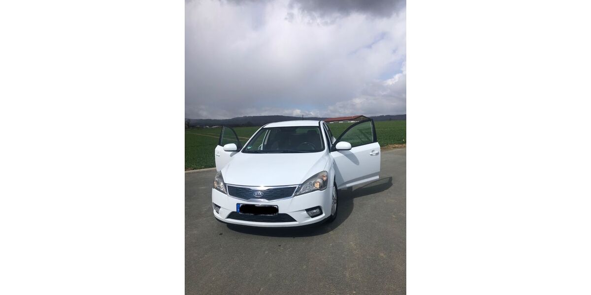 Kia ceed / Ceed 185.000 km 3.999 &euro; Frankfurt am Main 60437
