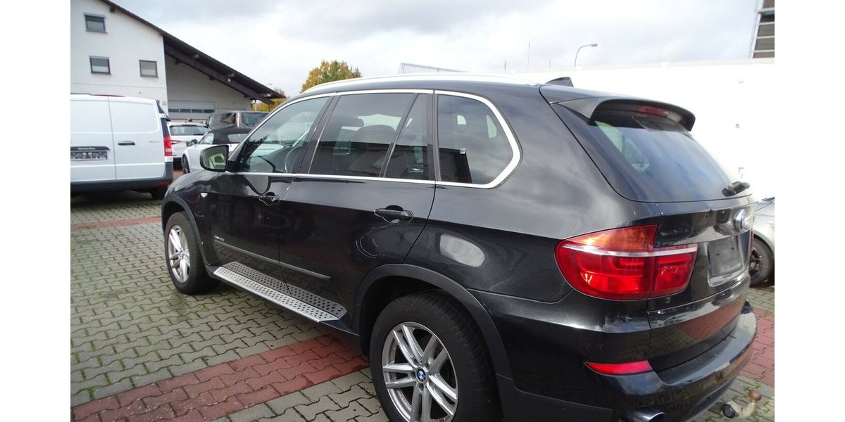 BMW X5 xDrive40d Panoramadach, Leder, Rückfahrkamera, 218.446 km 10.890 &euro; Rodgau 63110
