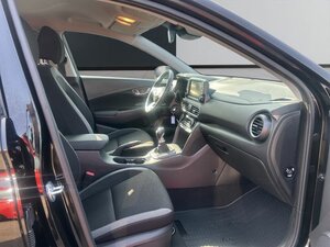 Hyundai Kona YES! 2WD*Sicherheits & Navi.P*Sound*SHZ*KAM 36.750 km 16.390 &euro; Nidderau 61130