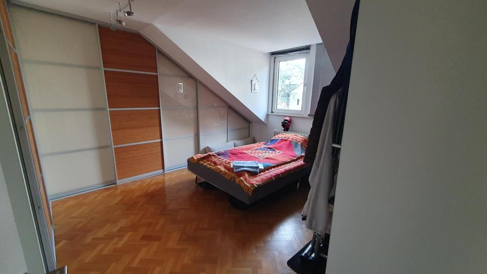 Maisonettenwohnung Frankfurt am Main Innenstadt 3 - 5.5 Zimmer, 168 m&sup2;, 2.650&euro; | Angebot:25647144