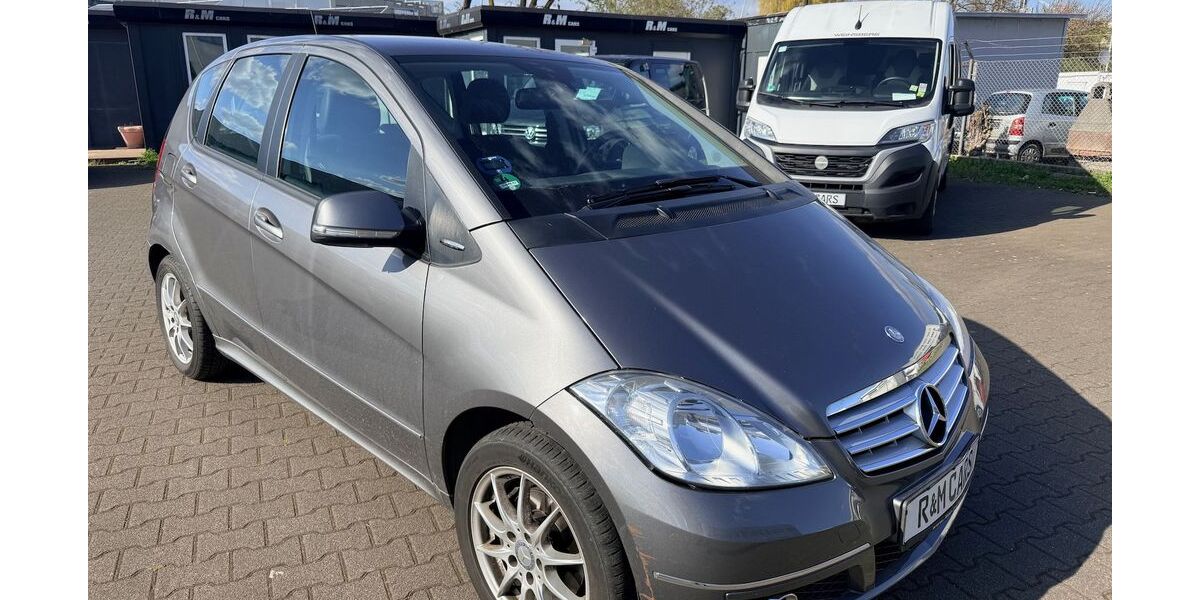 Mercedes-Benz A 160 104.212 km 4.999 &euro; Frankfurt 60386