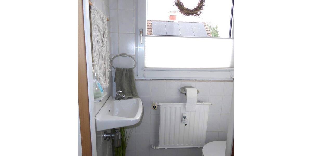 Etagenwohnung Friedrichsdorf - 4 Zimmer, 90 m&sup2;, 990&euro; | Angebot:26453427
