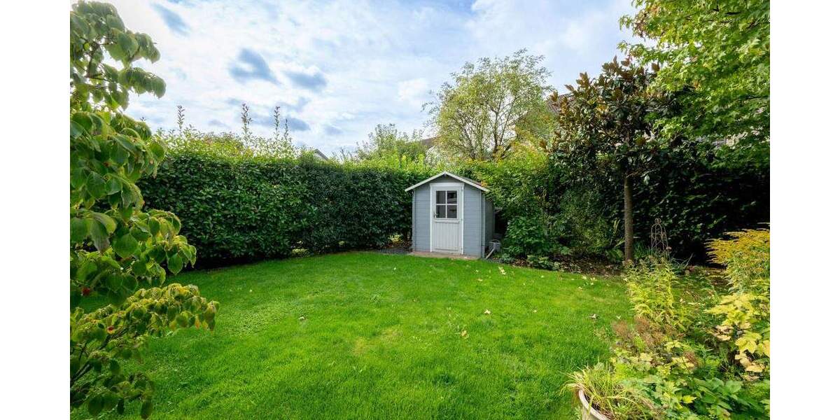 Einfamilienhaus Frankfurt am Main Harheim - 9 Zimmer, 259 m&sup2;, 1.250.000&euro; | Angebot:25772138