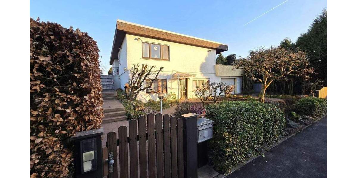 Einfamilienhaus Karben Klein-Karben - 8 Zimmer, 224 m&sup2;, 669.000&euro; | Angebot:25689269