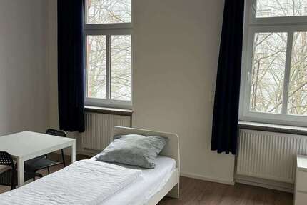 Zimmer Frankfurt am Main Unterliederbach - 690&euro; | Angebot:25270187