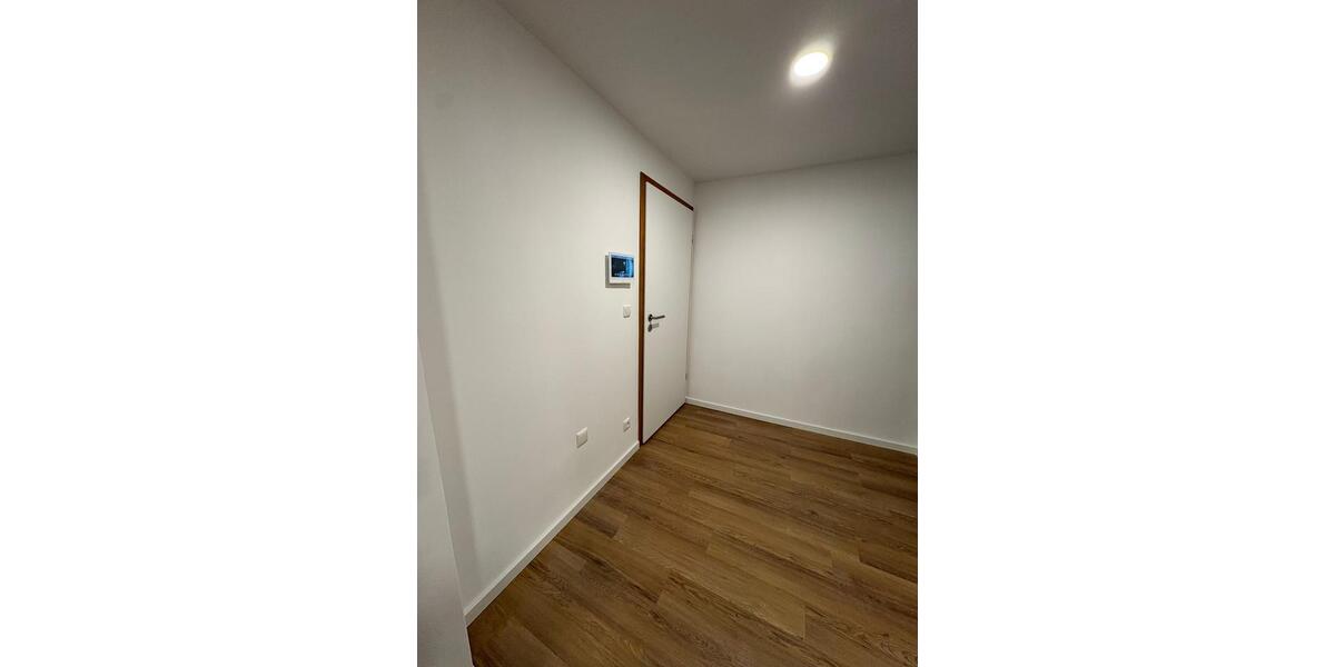 Etagenwohnung Ronneburg - 3 Zimmer, 120 m&sup2;, 1.550&euro; | Angebot:25987638