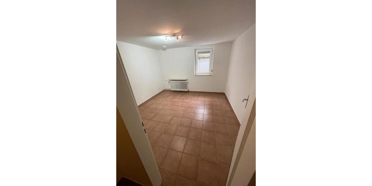 Etagenwohnung Oberursel (Taunus) - 3 Zimmer, 70 m&sup2;, 1.345&euro; | Angebot:25403309