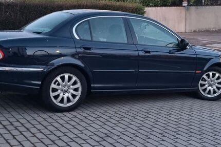 Jaguar X-Type 207.600 km 2.500 &euro; Rodenbach 63517